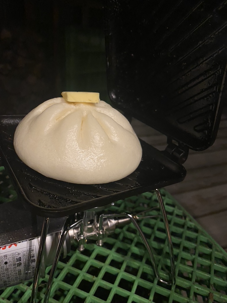 肉まんのバター焼き